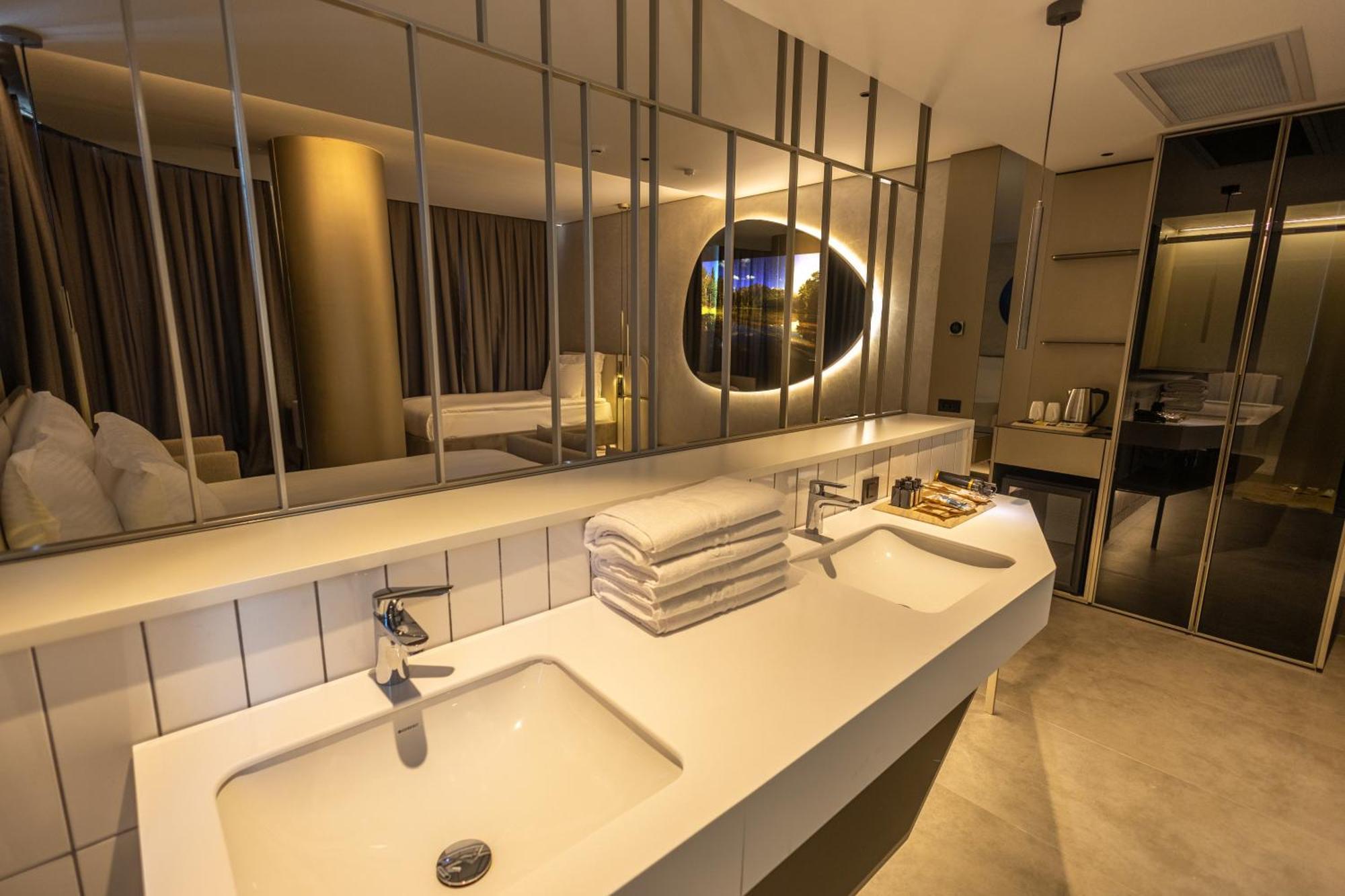 Four Hills Hotel アンタルヤ エクステリア 写真